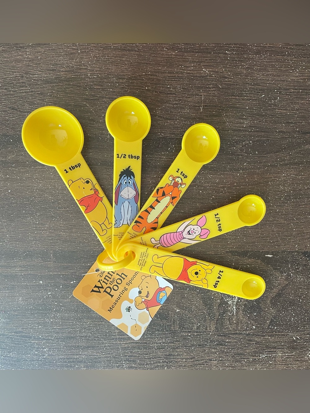 Disney Winnie the Pooh Yellow Measuring Spoon Set